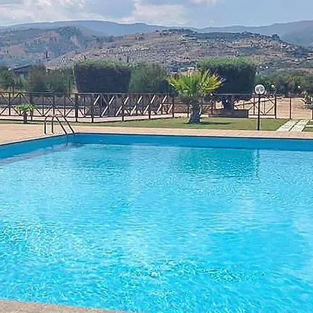 Holiday home Casa Loughry Badolato Marina